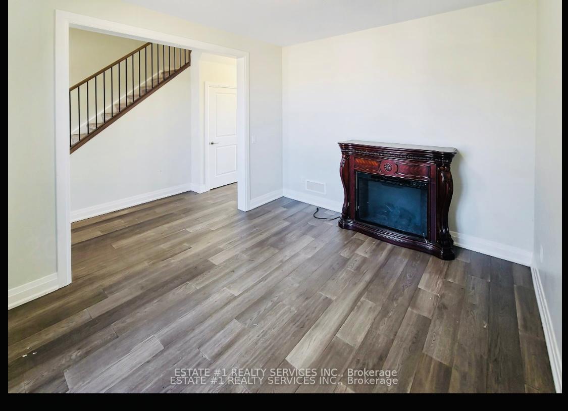 Photo 9 of 2047 Lockwood Crescent, Strathroy-Caradoc, Rural Strathroy-Caradoc — HOMEH