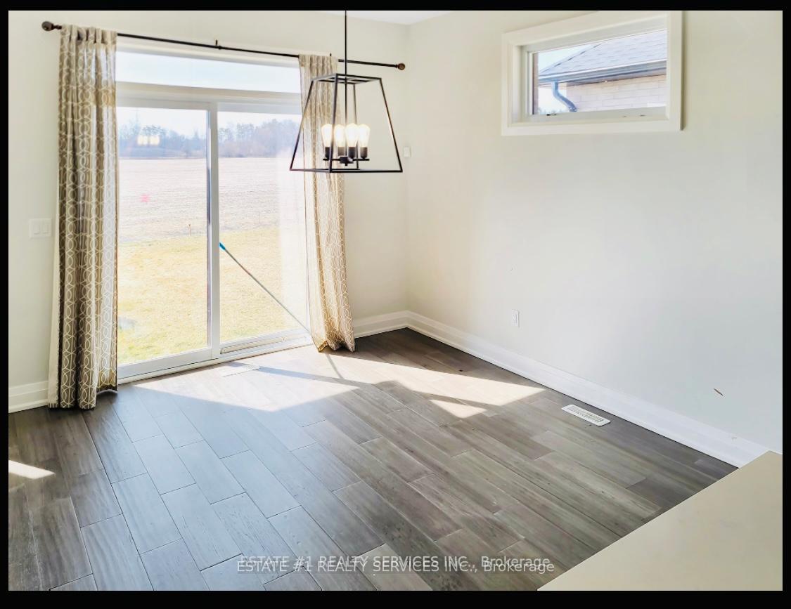 Photo 18 of 2047 Lockwood Crescent, Strathroy-Caradoc, Rural Strathroy-Caradoc — HOMEH