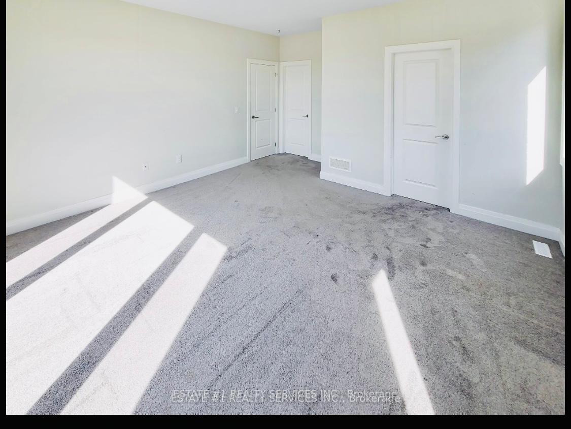 Photo 24 of 2047 Lockwood Crescent, Strathroy-Caradoc, Rural Strathroy-Caradoc — HOMEH