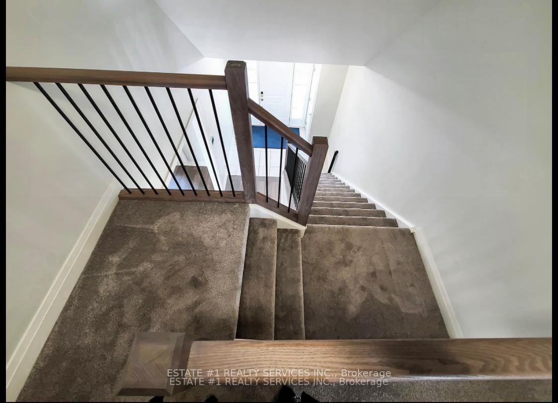 Photo 30 of 2047 Lockwood Crescent, Strathroy-Caradoc, Rural Strathroy-Caradoc — HOMEH