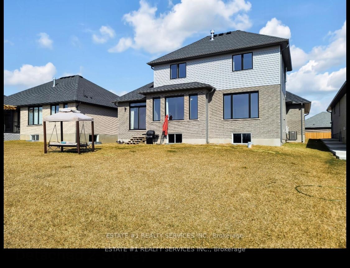 Photo 37 of 2047 Lockwood Crescent, Strathroy-Caradoc, Rural Strathroy-Caradoc — HOMEH