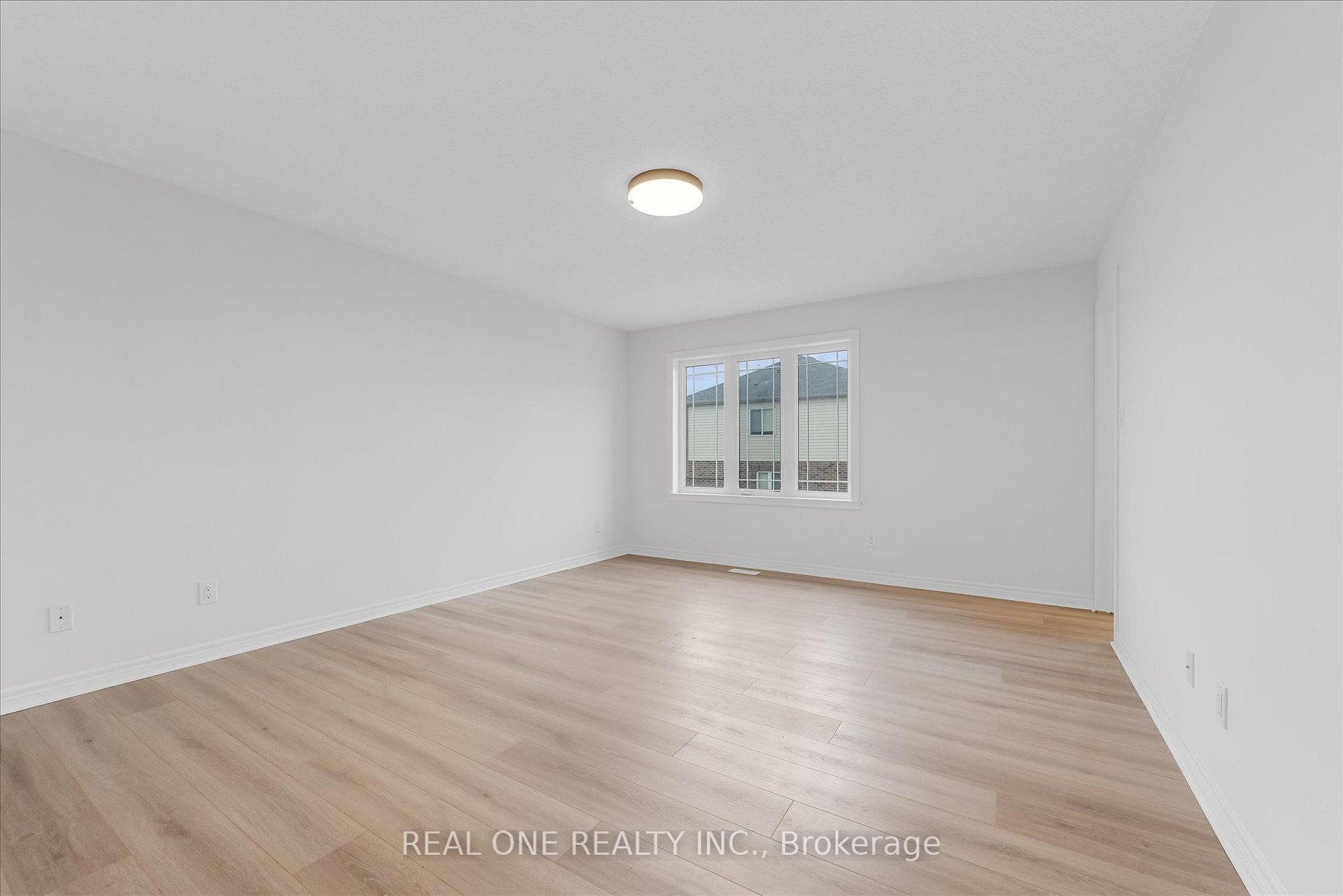 Photo 12 of Unit 19, 70 Highgate Drive, Hamilton, Stoney Creek Mountain — HOMEH