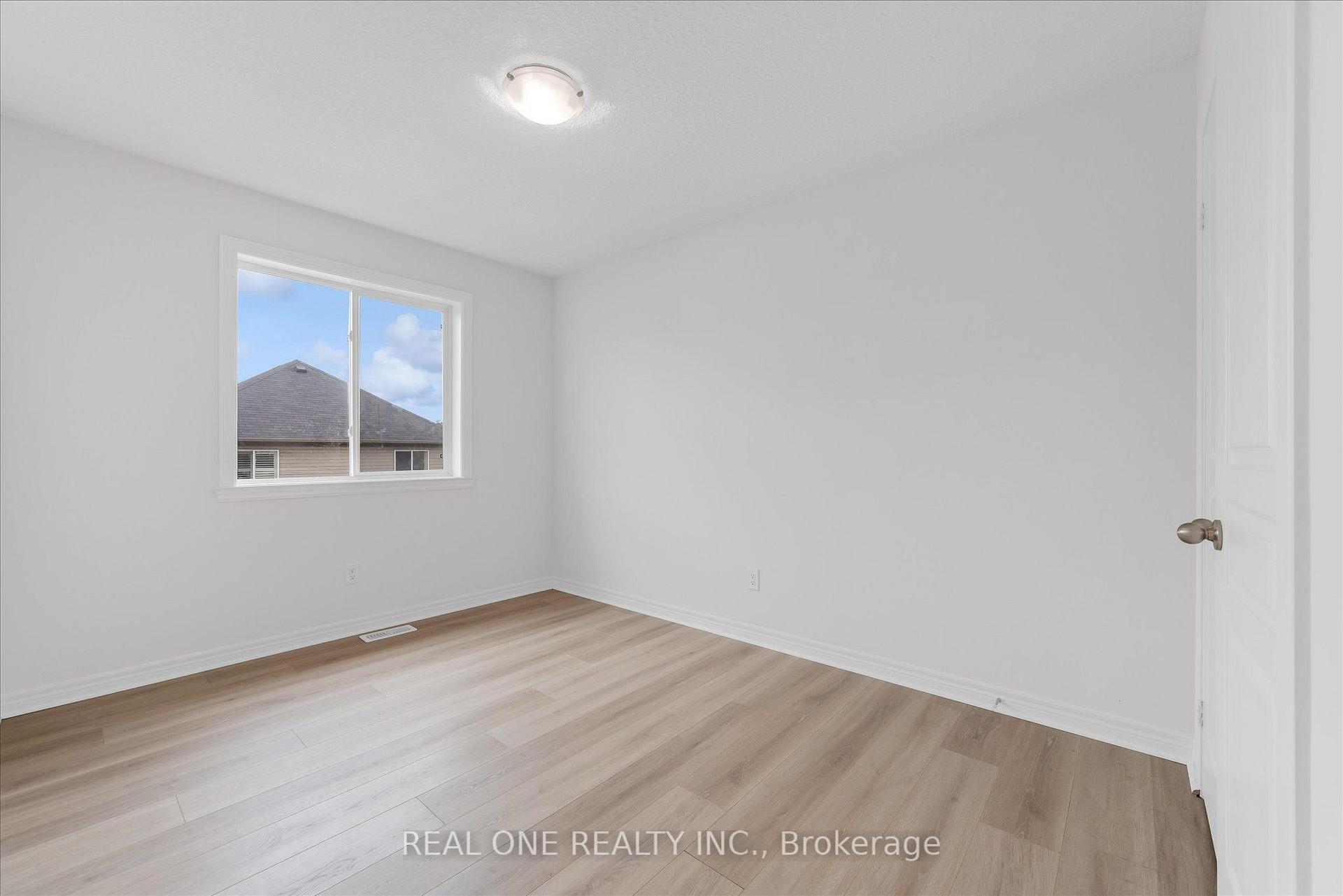 Photo 18 of Unit 19, 70 Highgate Drive, Hamilton, Stoney Creek Mountain — HOMEH