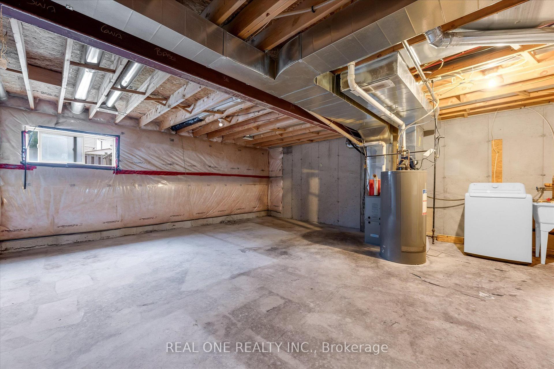 Photo 23 of Unit 19, 70 Highgate Drive, Hamilton, Stoney Creek Mountain — HOMEH