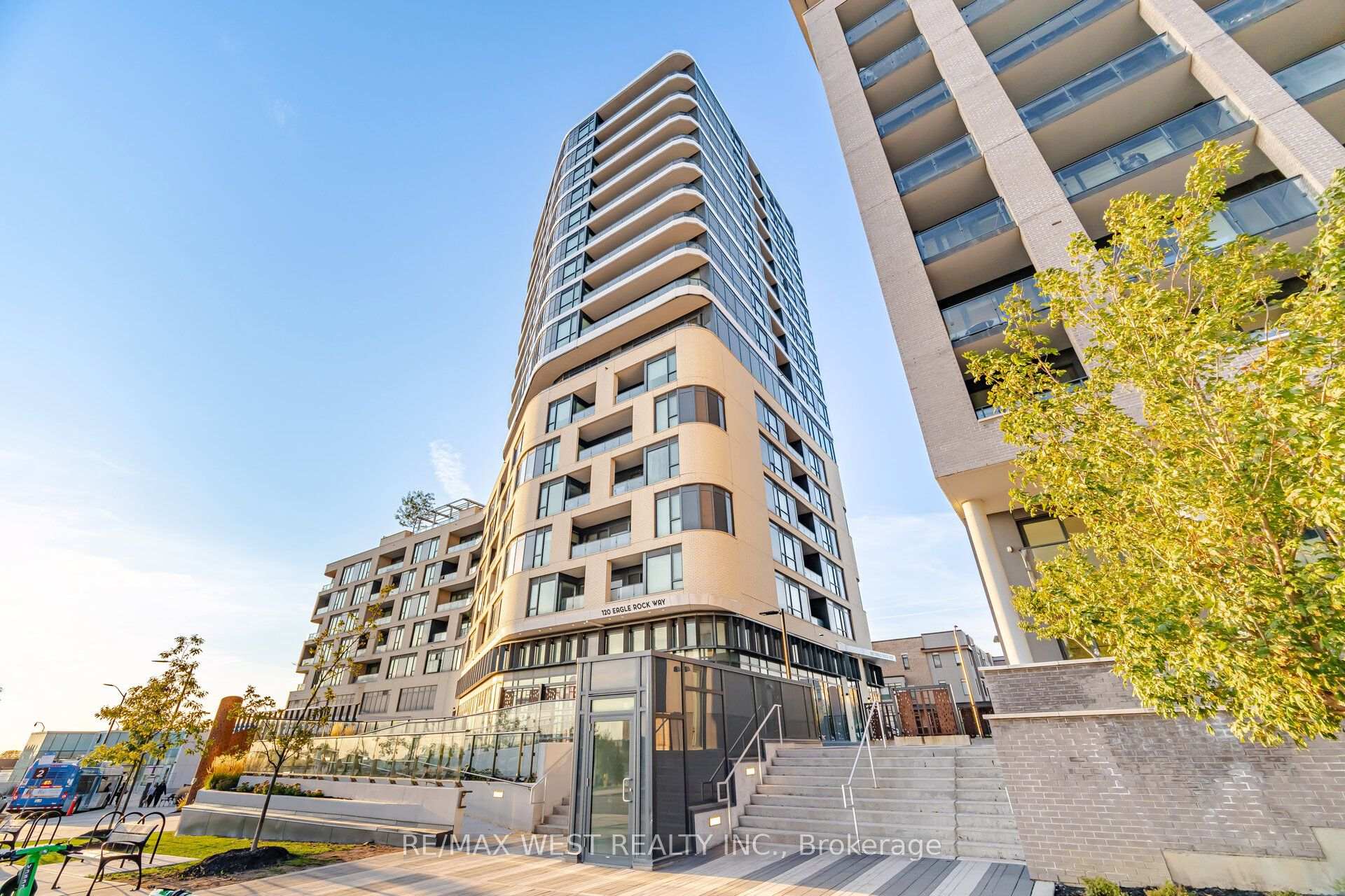 Photo of Unit 312, 120 Eagle Rock Way