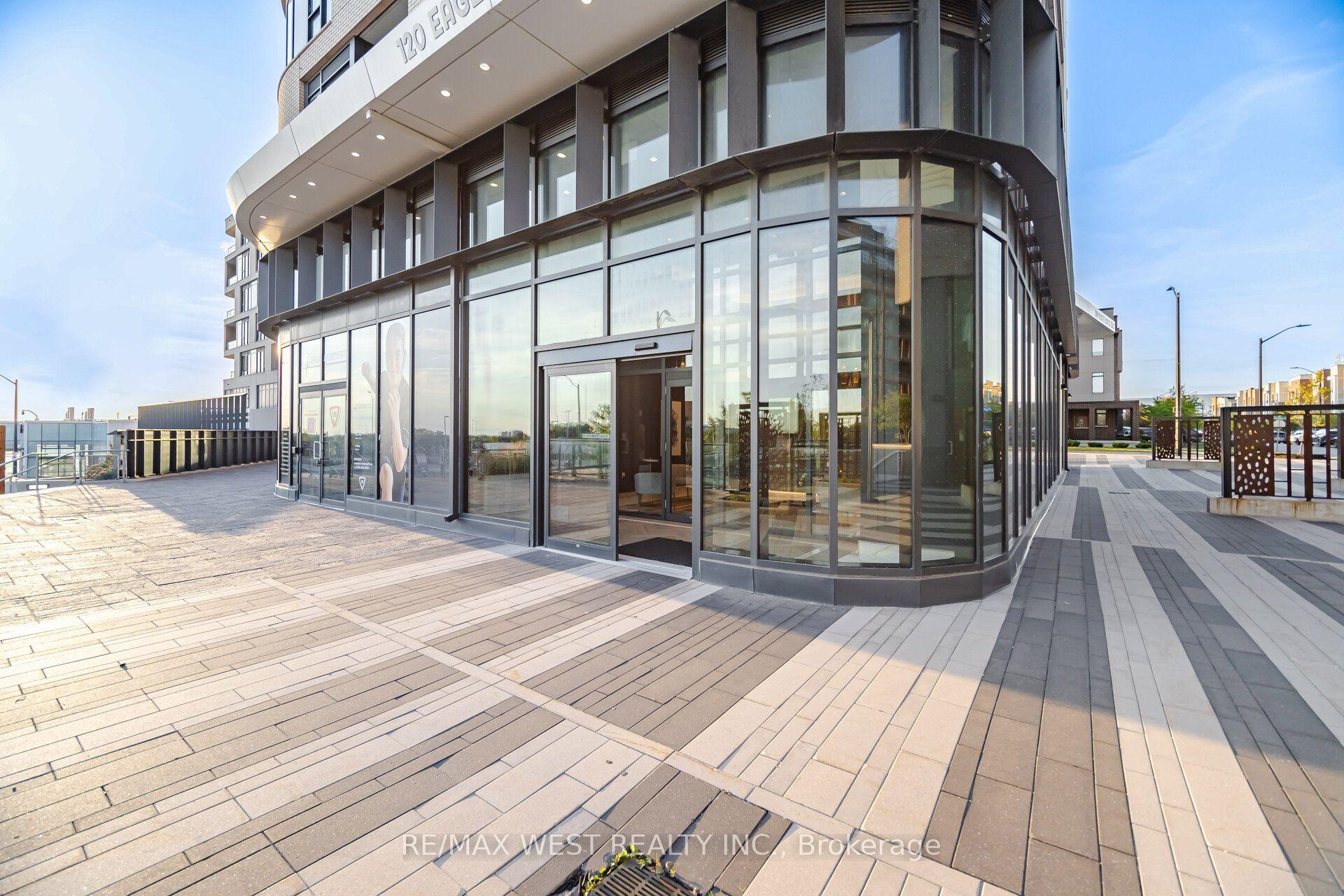 Photo 2 of Unit 312, 120 Eagle Rock Way, Vaughan, Rural Vaughan — HOMEH