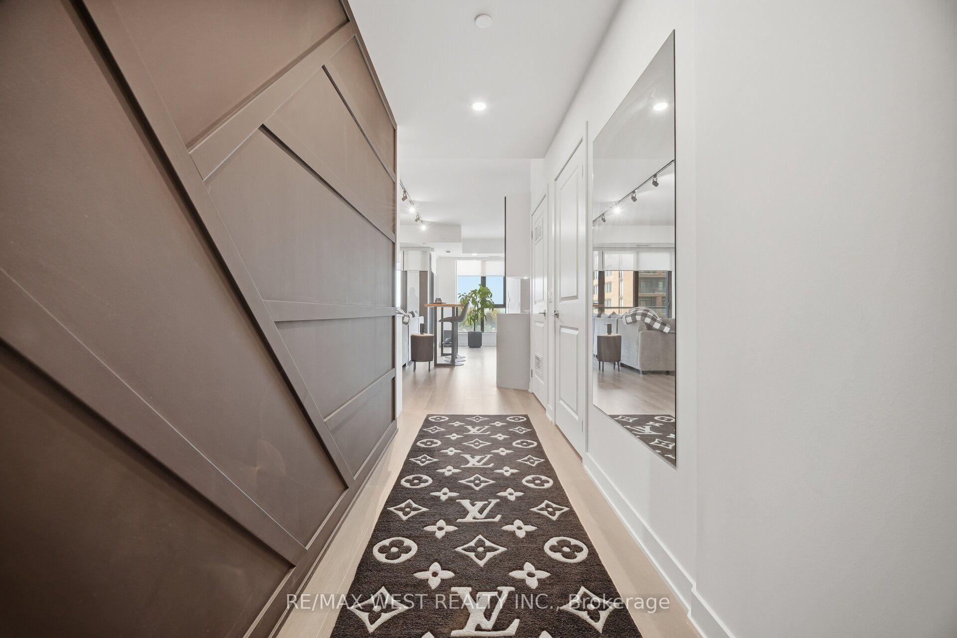 Photo 5 of Unit 312, 120 Eagle Rock Way, Vaughan, Rural Vaughan — HOMEH