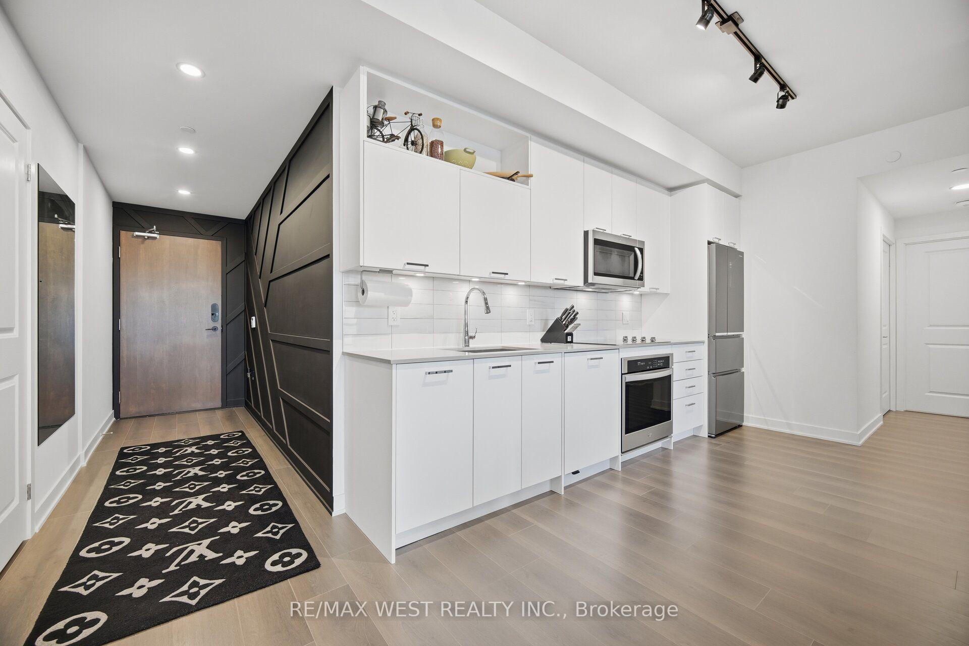 Photo 6 of Unit 312, 120 Eagle Rock Way, Vaughan, Rural Vaughan — HOMEH