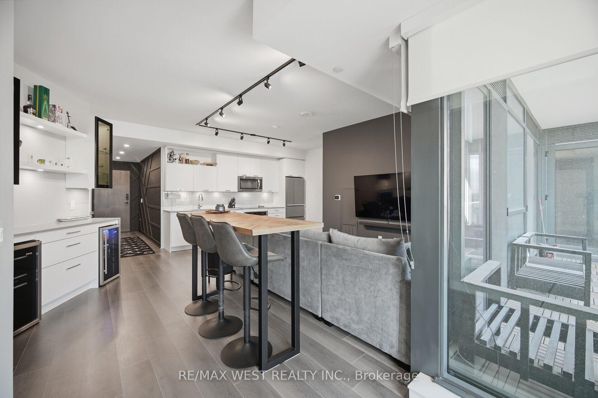 Photo 15 of Unit 312, 120 Eagle Rock Way, Vaughan, Rural Vaughan — HOMEH