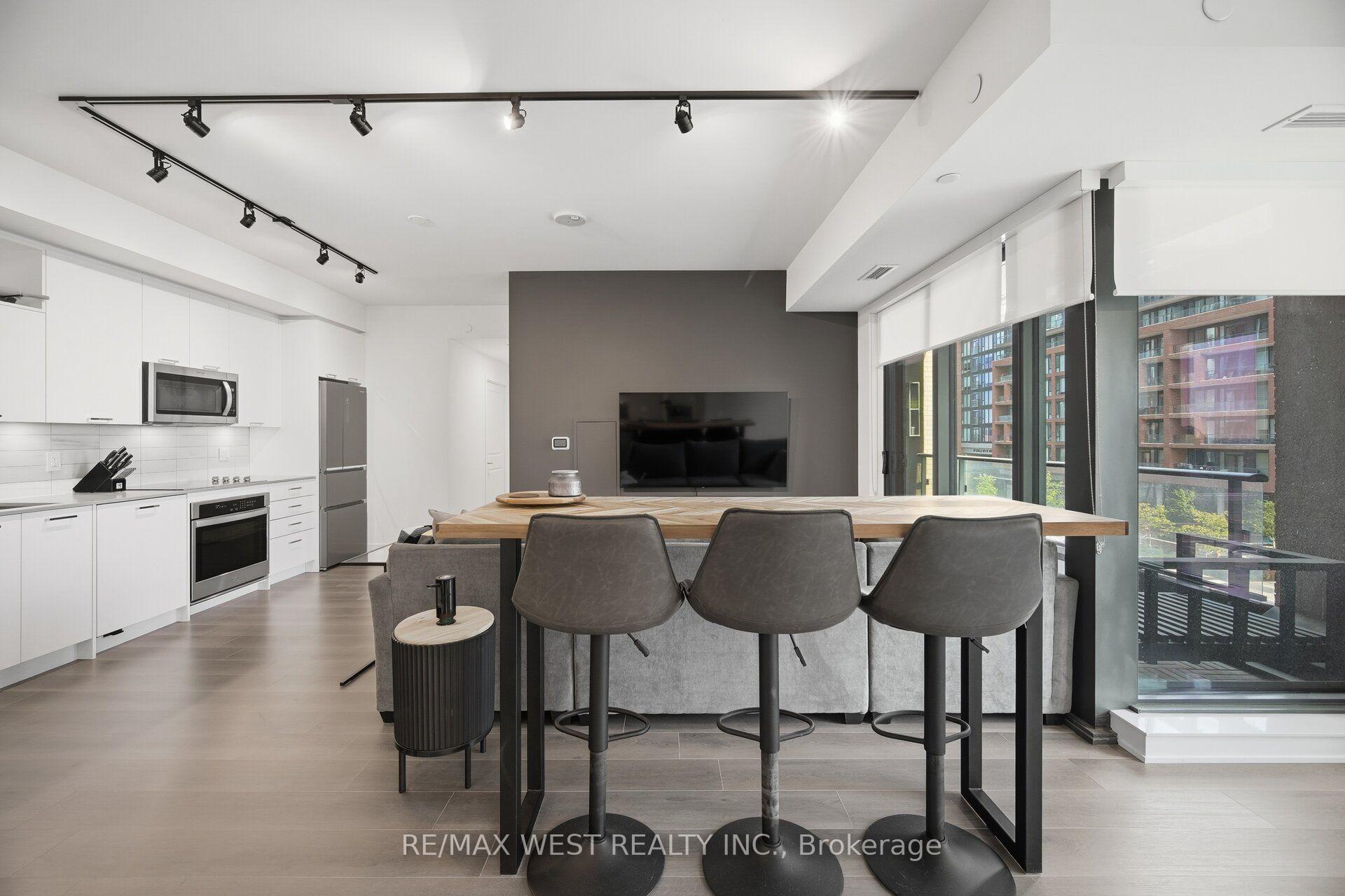 Photo 16 of Unit 312, 120 Eagle Rock Way, Vaughan, Rural Vaughan — HOMEH