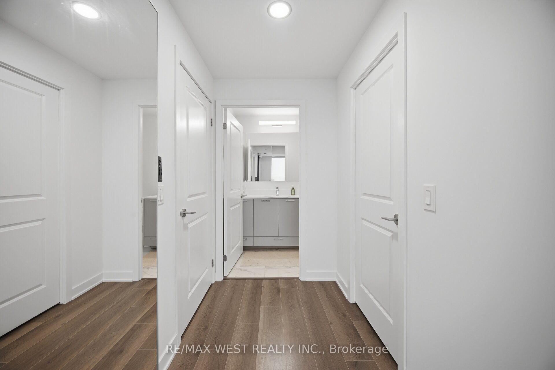 Photo 25 of Unit 312, 120 Eagle Rock Way, Vaughan, Rural Vaughan — HOMEH