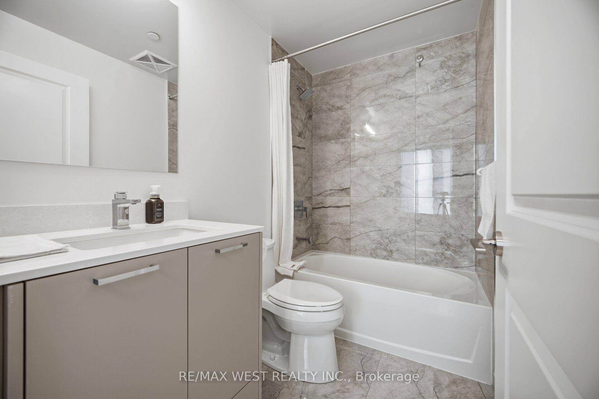 Photo 31 of Unit 312, 120 Eagle Rock Way, Vaughan, Rural Vaughan — HOMEH