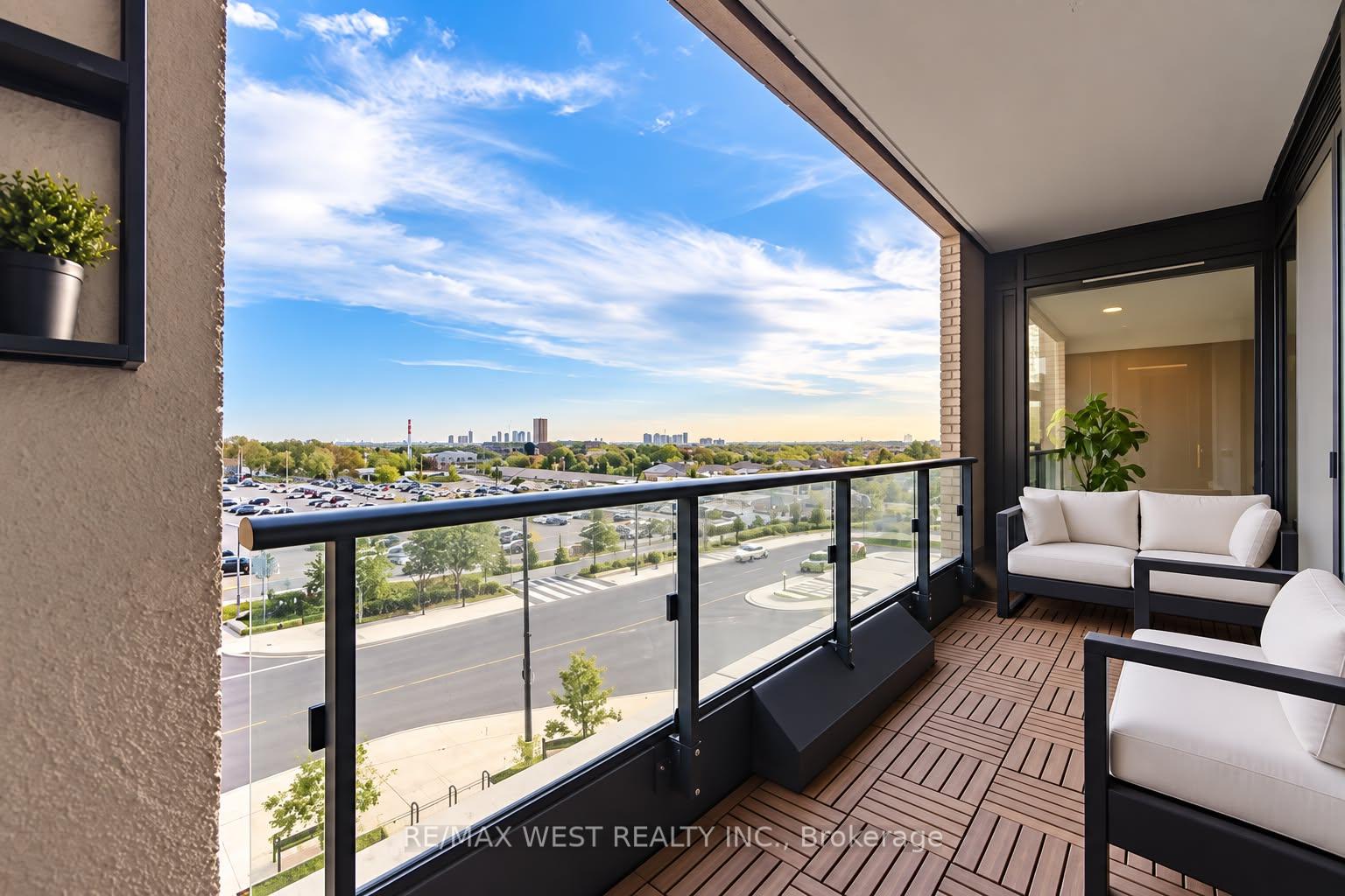 Photo 36 of Unit 312, 120 Eagle Rock Way, Vaughan, Rural Vaughan — HOMEH