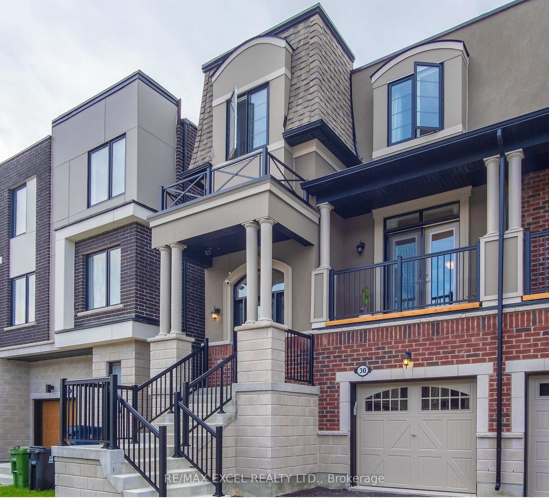 Photo 1 of Unit Main, 30 Vaudeville Drive, Etobicoke, Alderwood — HOMEH