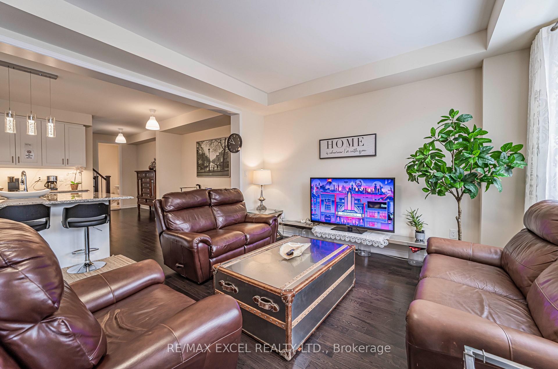 Photo 5 of Unit Main, 30 Vaudeville Drive, Etobicoke, Alderwood — HOMEH