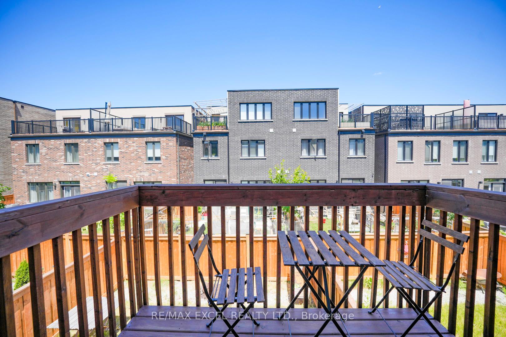 Photo 8 of Unit Main, 30 Vaudeville Drive, Etobicoke, Alderwood — HOMEH