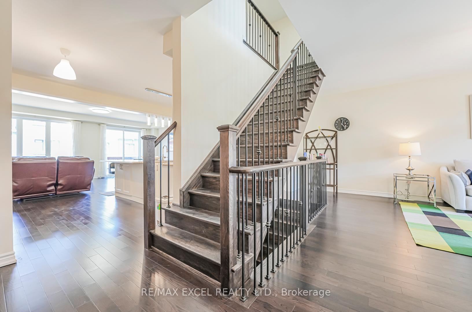 Photo 10 of Unit Main, 30 Vaudeville Drive, Etobicoke, Alderwood — HOMEH