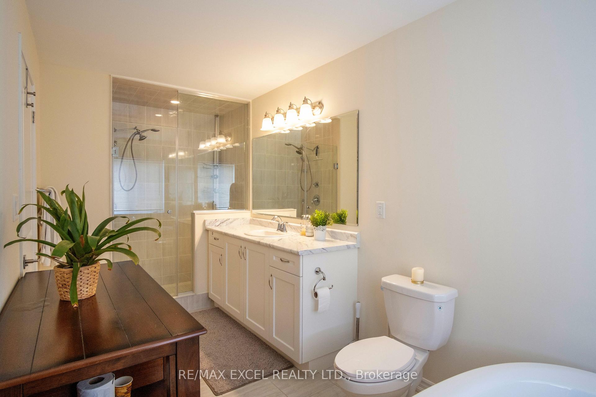 Photo 14 of Unit Main, 30 Vaudeville Drive, Etobicoke, Alderwood — HOMEH
