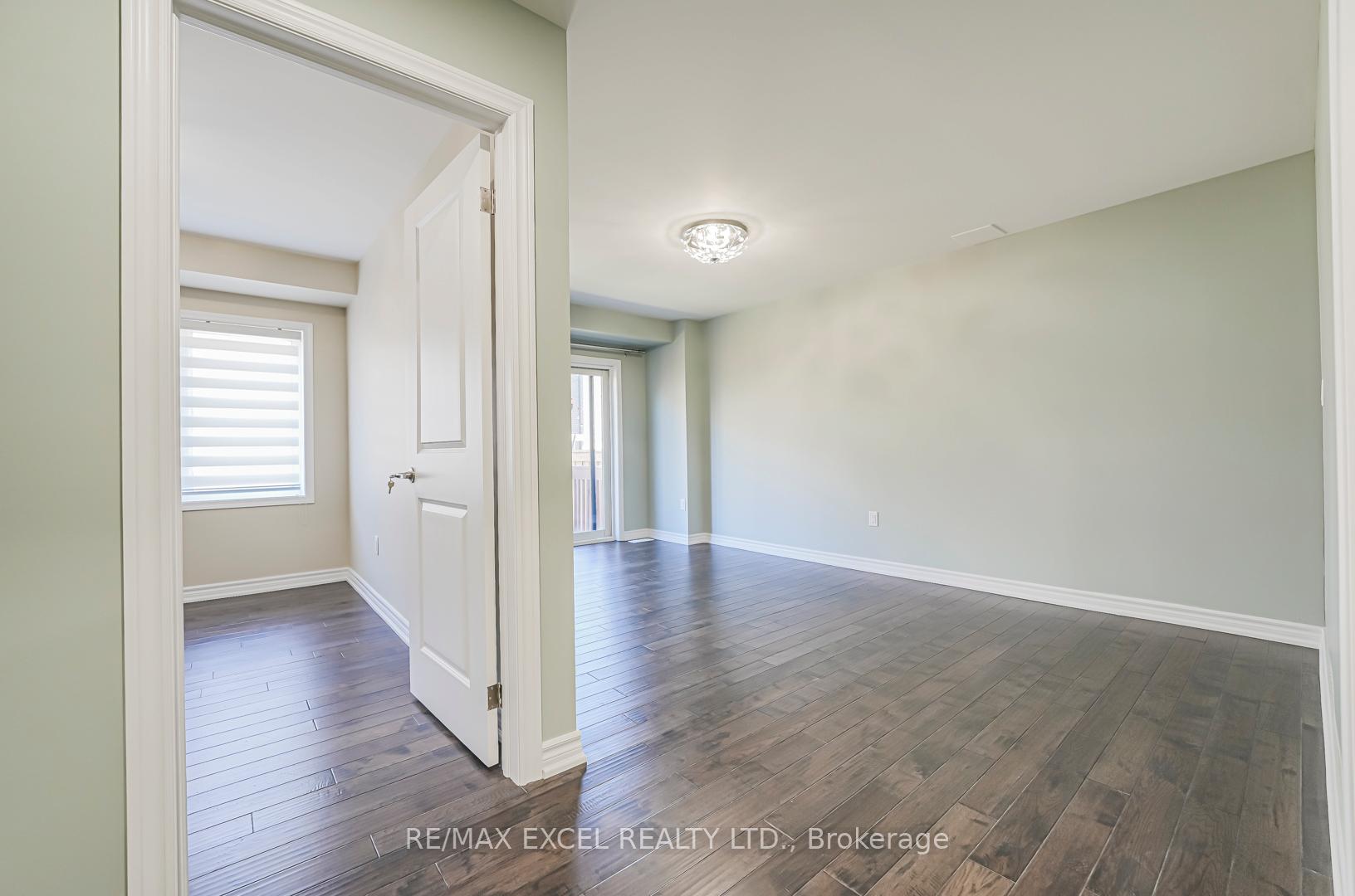 Photo 24 of Unit Main, 30 Vaudeville Drive, Etobicoke, Alderwood — HOMEH