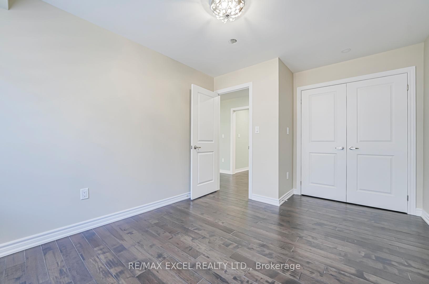 Photo 26 of Unit Main, 30 Vaudeville Drive, Etobicoke, Alderwood — HOMEH