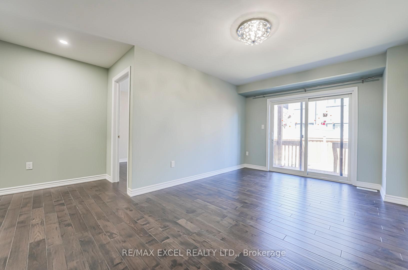 Photo 28 of Unit Main, 30 Vaudeville Drive, Etobicoke, Alderwood — HOMEH