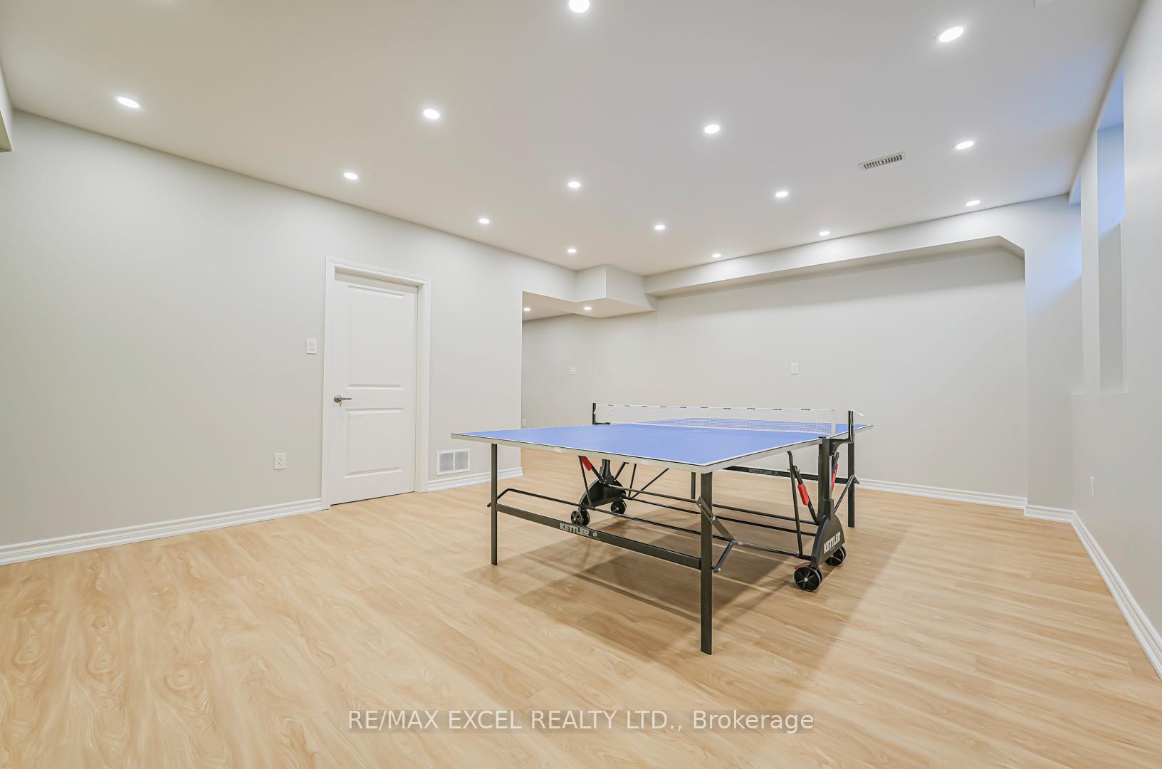 Photo 33 of Unit Main, 30 Vaudeville Drive, Etobicoke, Alderwood — HOMEH