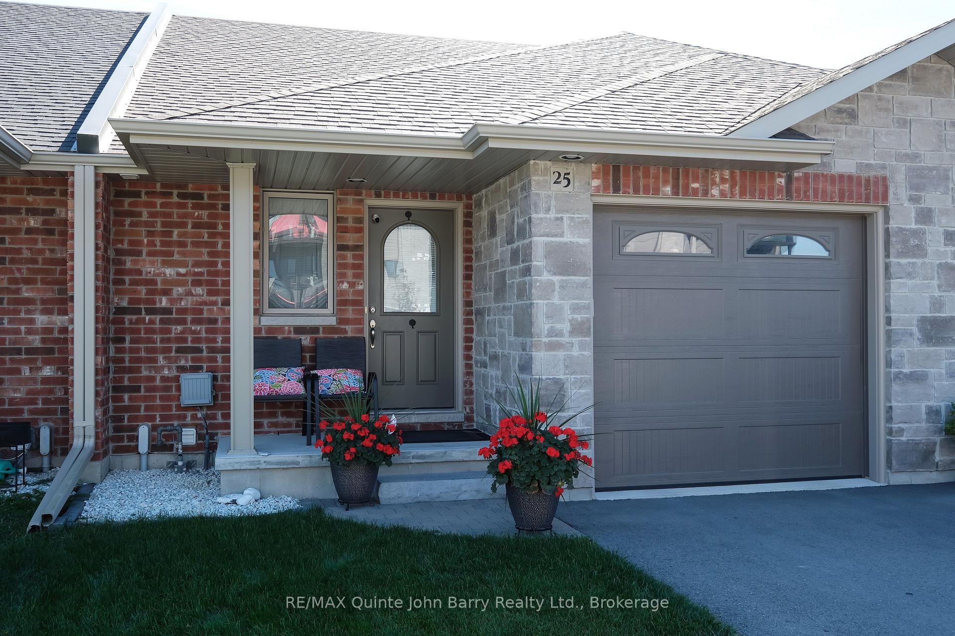 Photo of 25 Hillside Meadow Drive