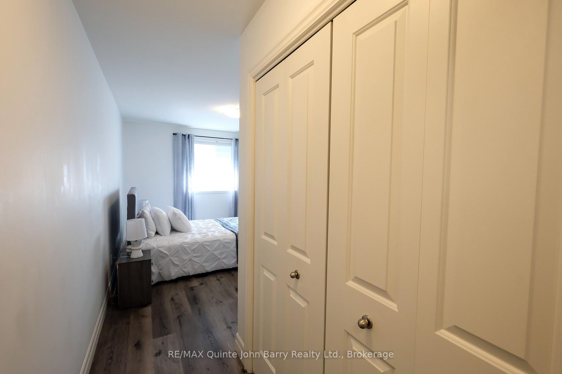 Photo 13 of 25 Hillside Meadow Drive, Quinte West, Murray Ward — HOMEH