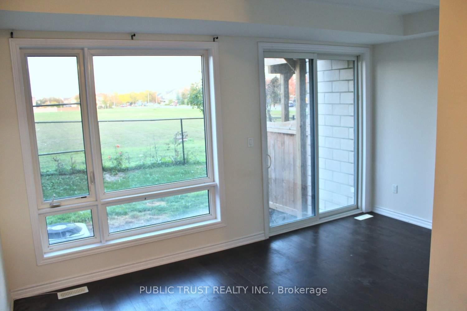 Photo 7 of 45 Lake Trail Way, Whitby, Brooklin — HOMEH