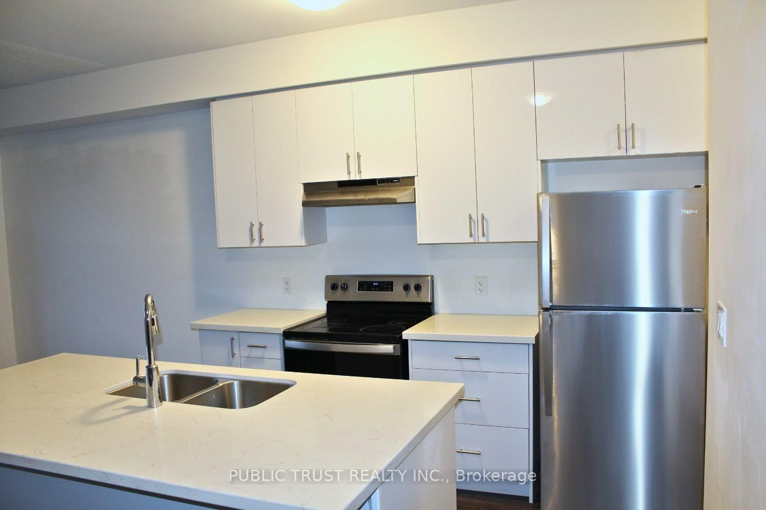 Photo 13 of 45 Lake Trail Way, Whitby, Brooklin — HOMEH