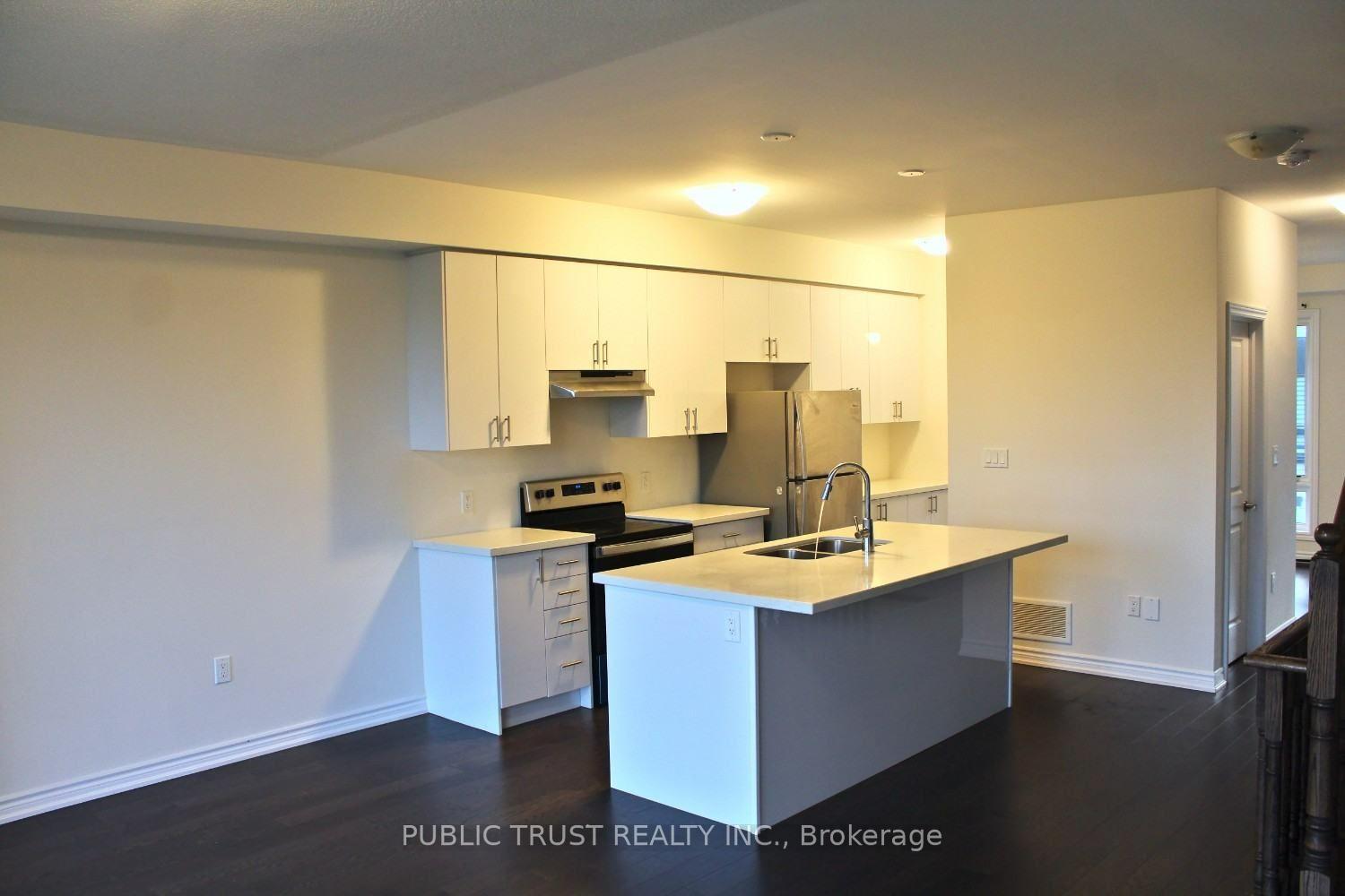 Photo 14 of 45 Lake Trail Way, Whitby, Brooklin — HOMEH