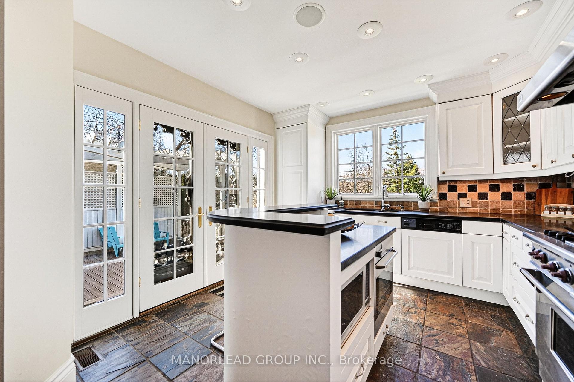 Photo 15 of 8 Killarney Road, Toronto, Forest Hill South — HOMEH