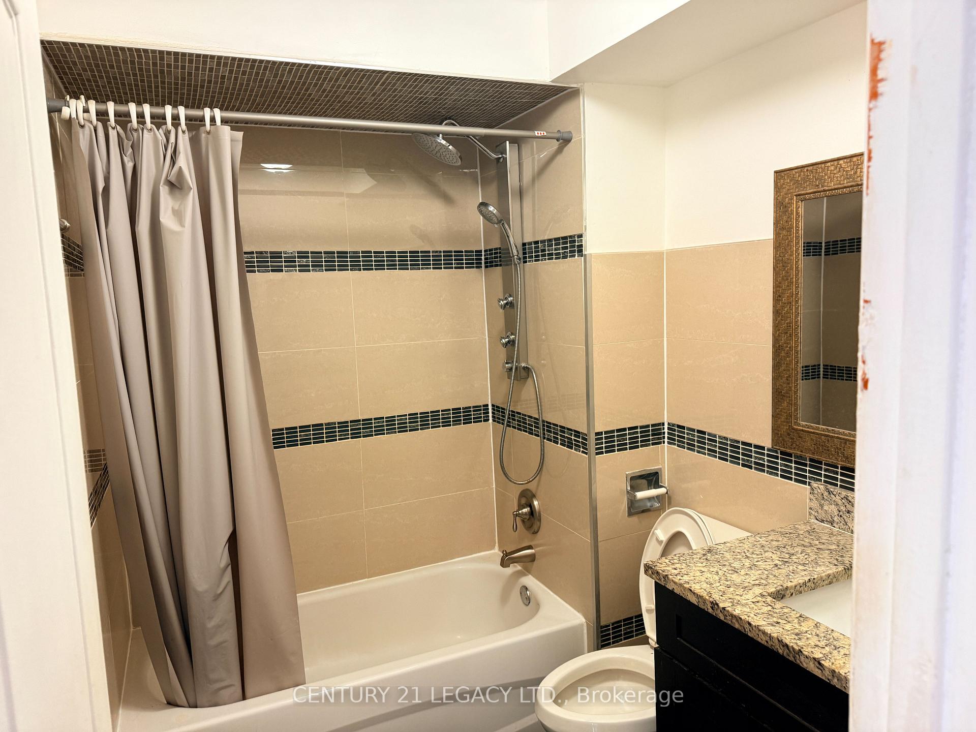 Photo 29 of 11 Tolton Drive, Brampton, Brampton North — HOMEH