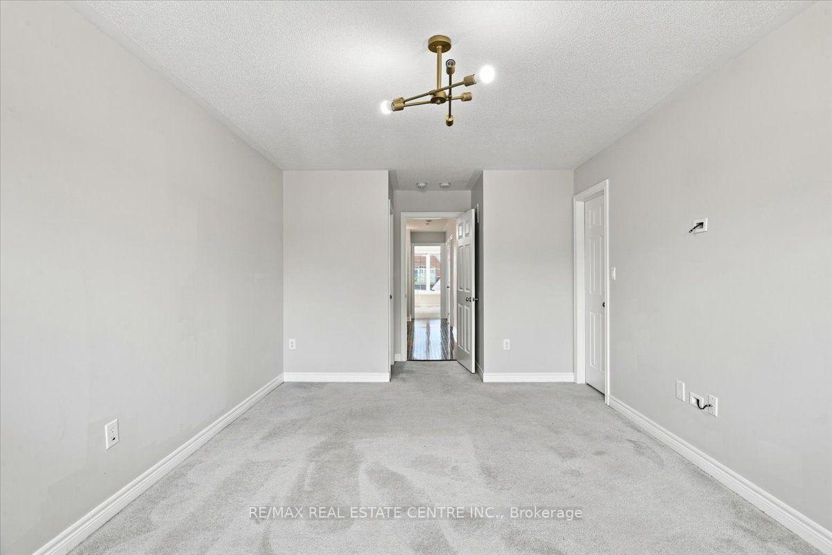 Photo 21 of 1053 Job Crescent, Milton, Harrison — HOMEH