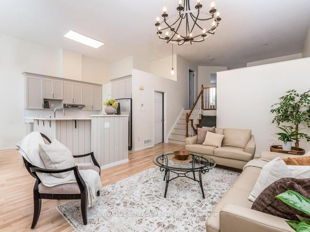 Photo 12 of 128 Macassa Circle, Ottawa, Kanata - Kanata Lakes/Heritage Hills — HOMEH