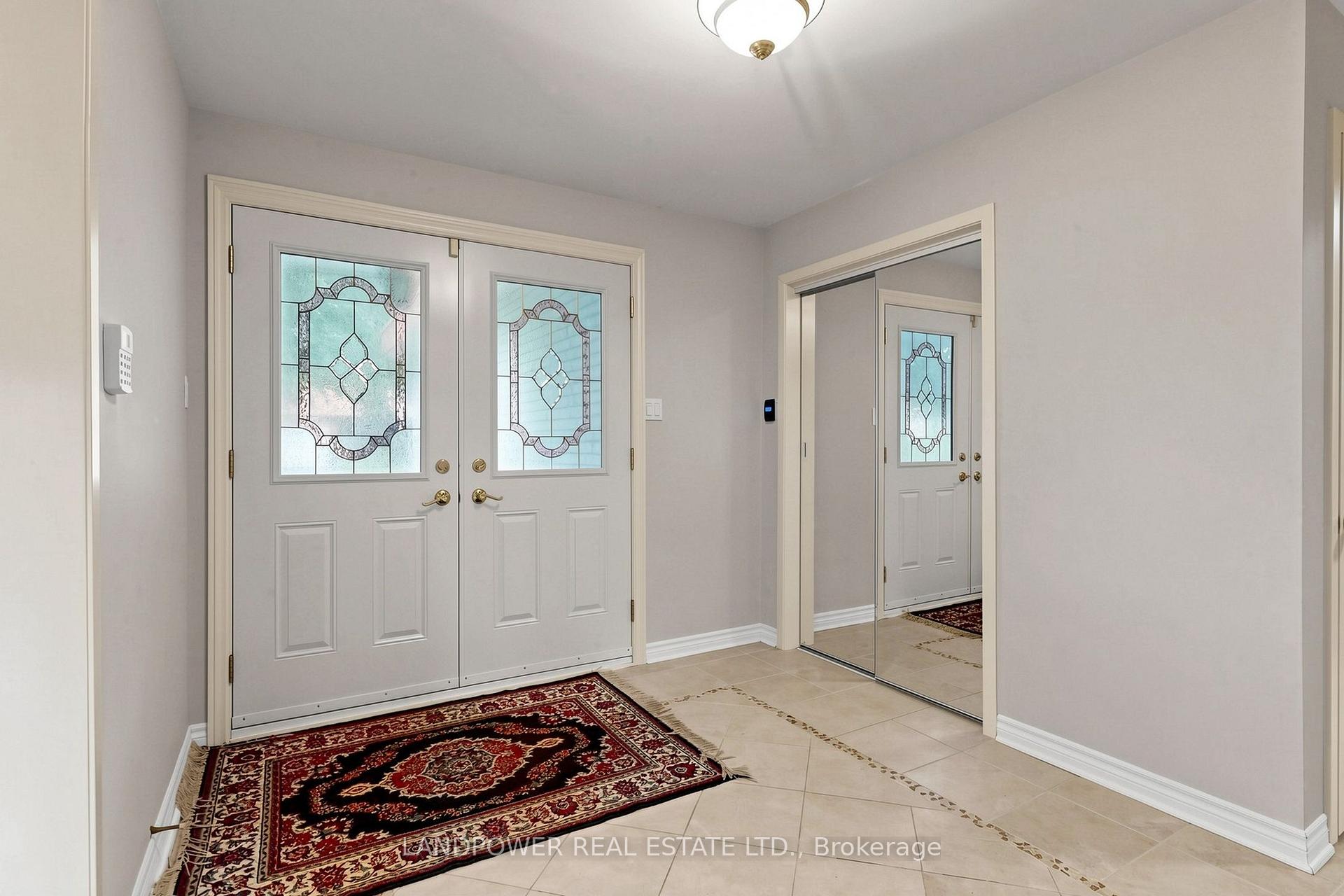 Photo 24 of 51 Bestview Drive, North York, Bayview Woods-Steeles — HOMEH