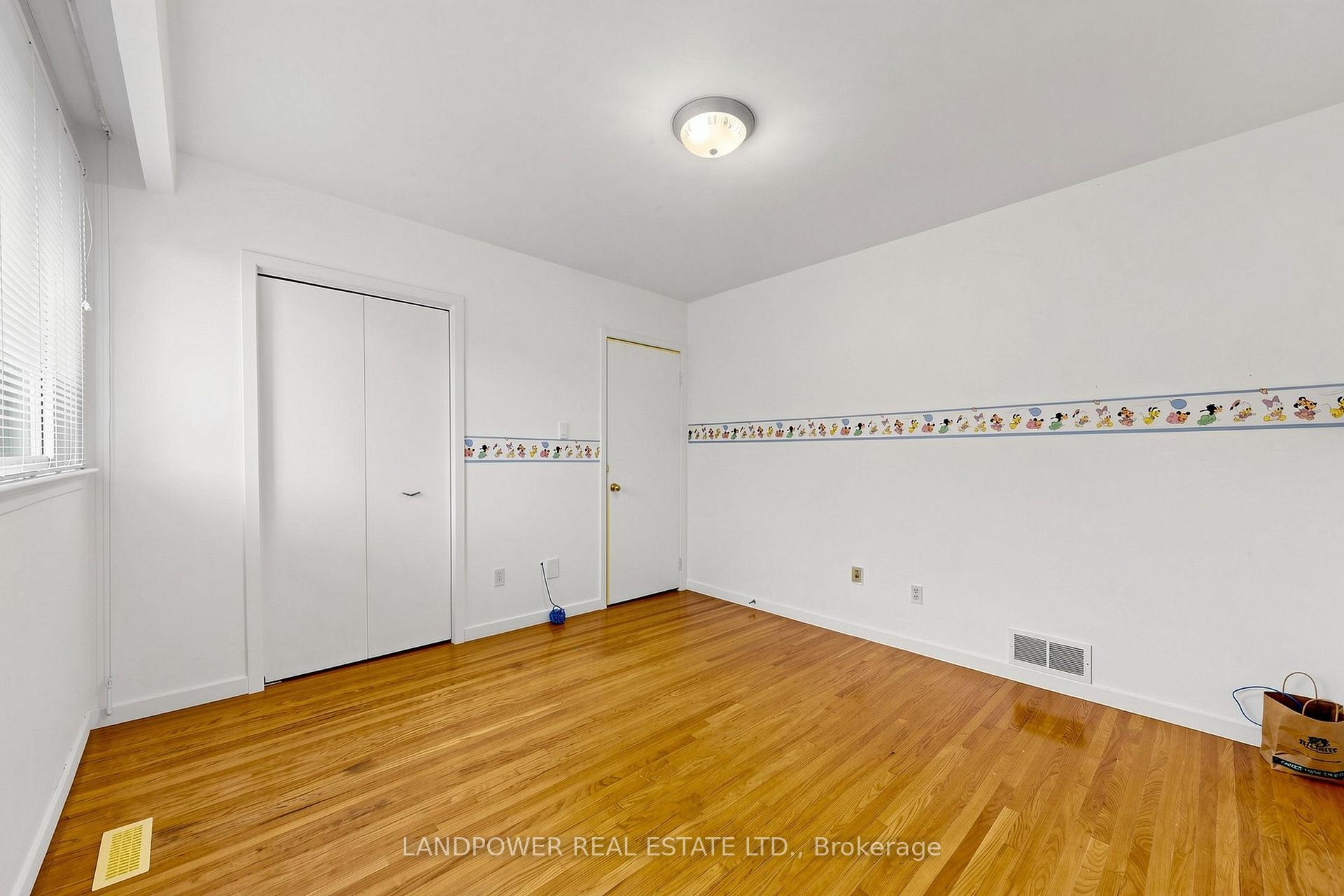 Photo 39 of 51 Bestview Drive, North York, Bayview Woods-Steeles — HOMEH
