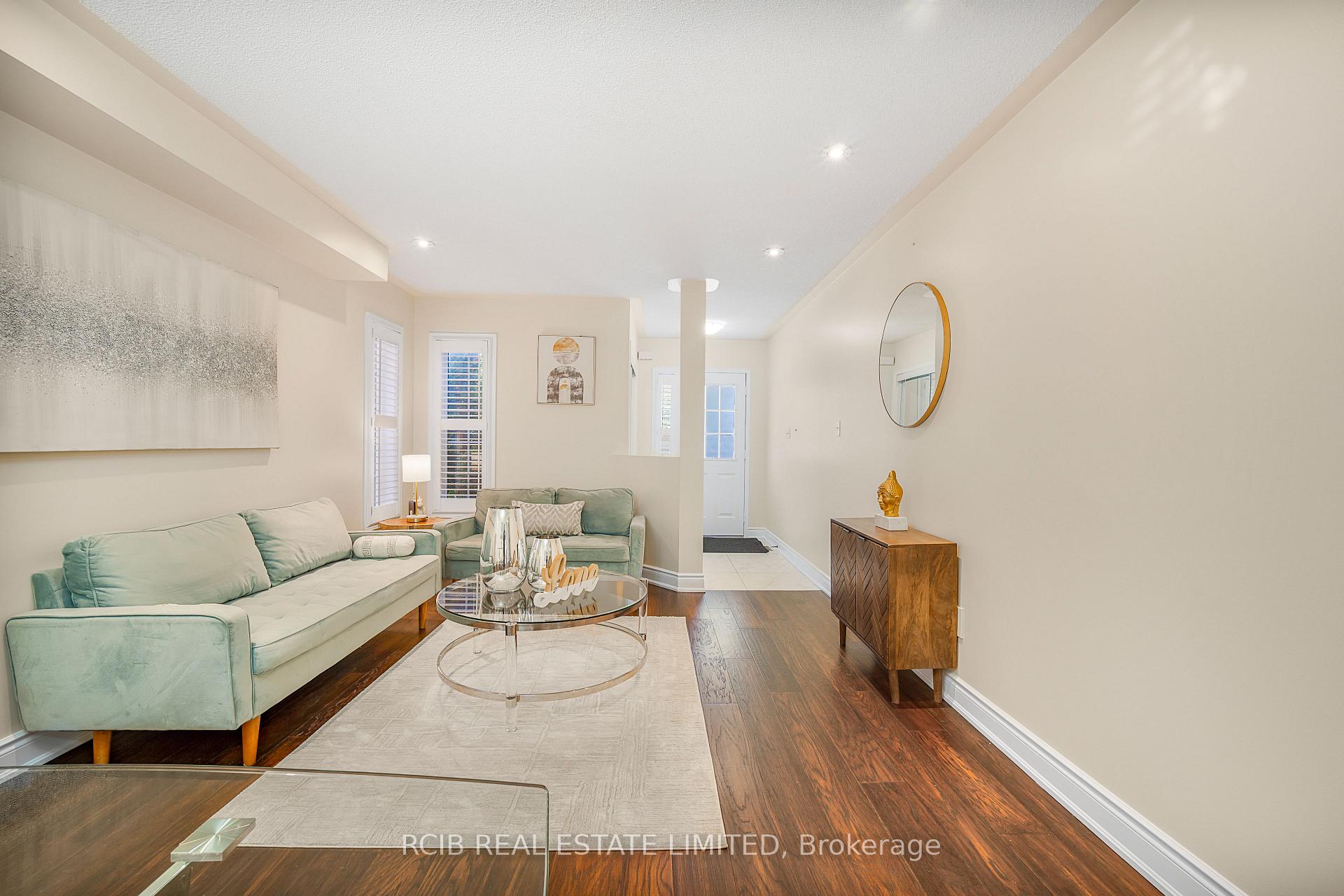 Photo 7 of 12 Spencer Drive, Brampton, Fletcher's Meadow — HOMEH