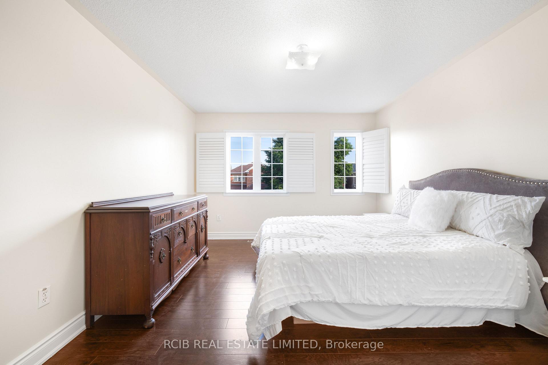 Photo 29 of 12 Spencer Drive, Brampton, Fletcher's Meadow — HOMEH