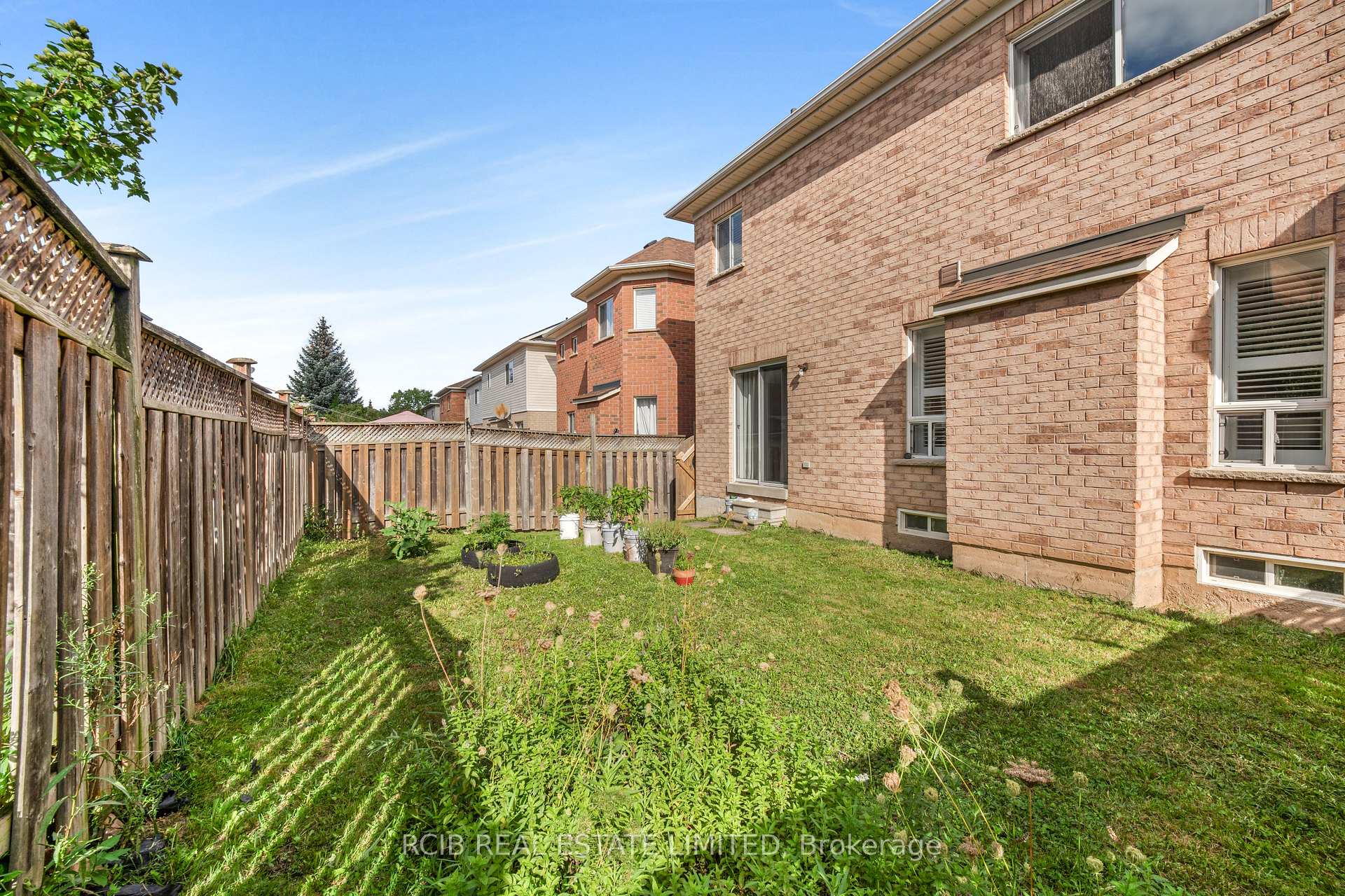 Photo 36 of 12 Spencer Drive, Brampton, Fletcher's Meadow — HOMEH
