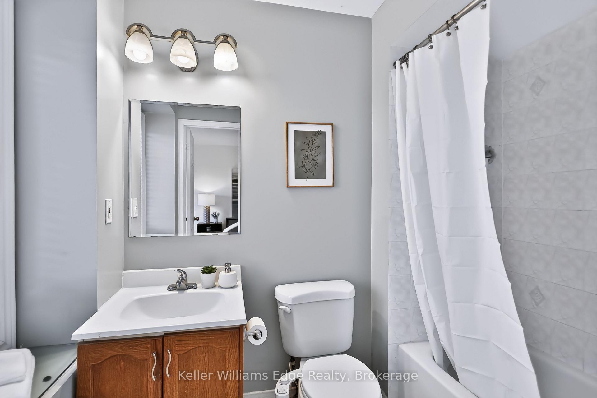 Photo 20 of 2254 Dale Ridge Drive, Oakville, West Oak Trails — HOMEH