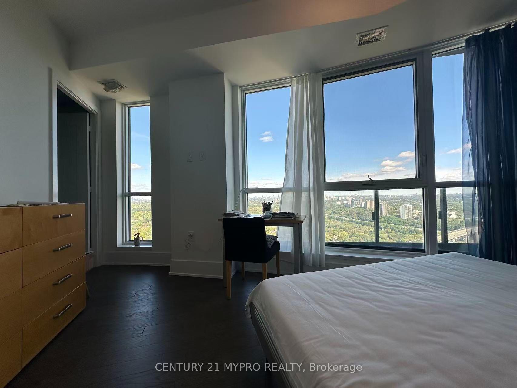 Photo 7 of Unit 3818, 585 Bloor Street E, Toronto, North St. James Town — HOMEH
