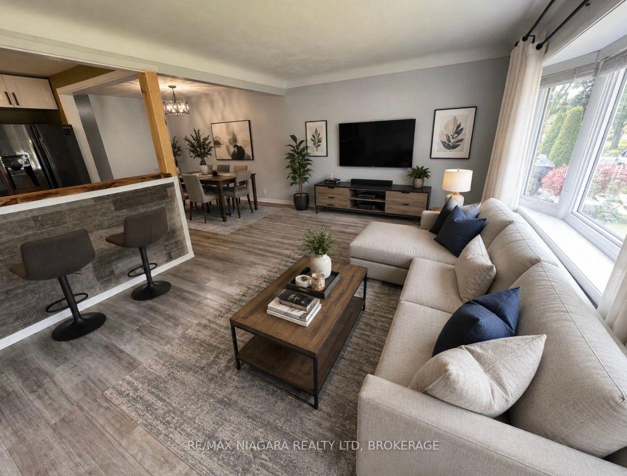 Photo 5 of 8 Lakehurst Drive, St. Catharines, Lakeport — HOMEH