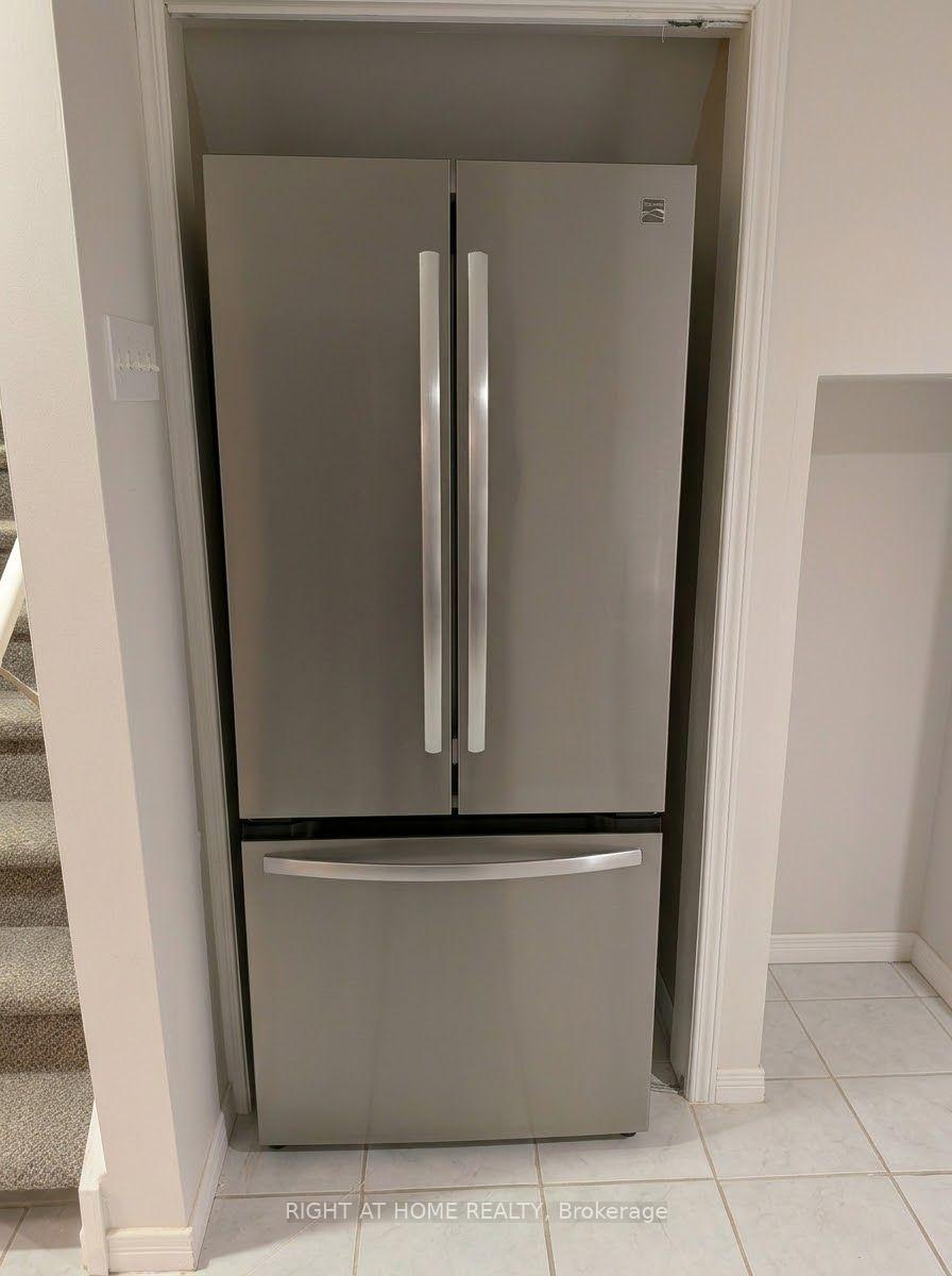 Photo 8 of Unit Bsmnt., 5535 Bridgeport Gate, Mississauga, Churchill Meadows — HOMEH