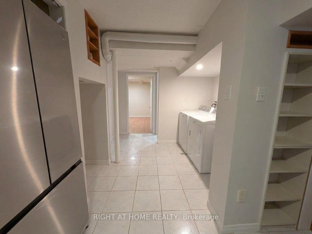 Photo 12 of Unit Bsmnt., 5535 Bridgeport Gate, Mississauga, Churchill Meadows — HOMEH