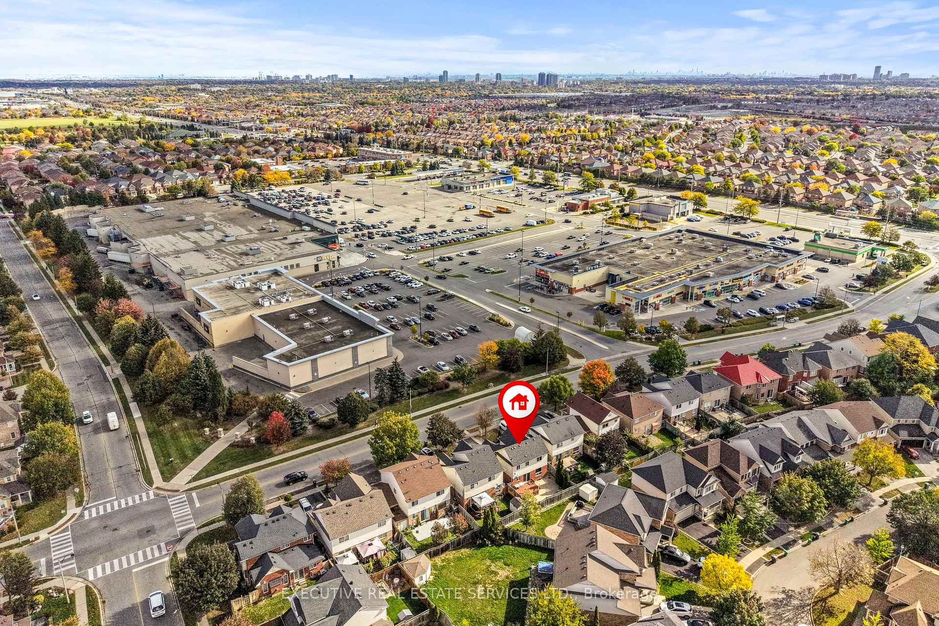 Photo 42 of 34 Worthington Avenue, Brampton, Fletcher's Meadow — HOMEH