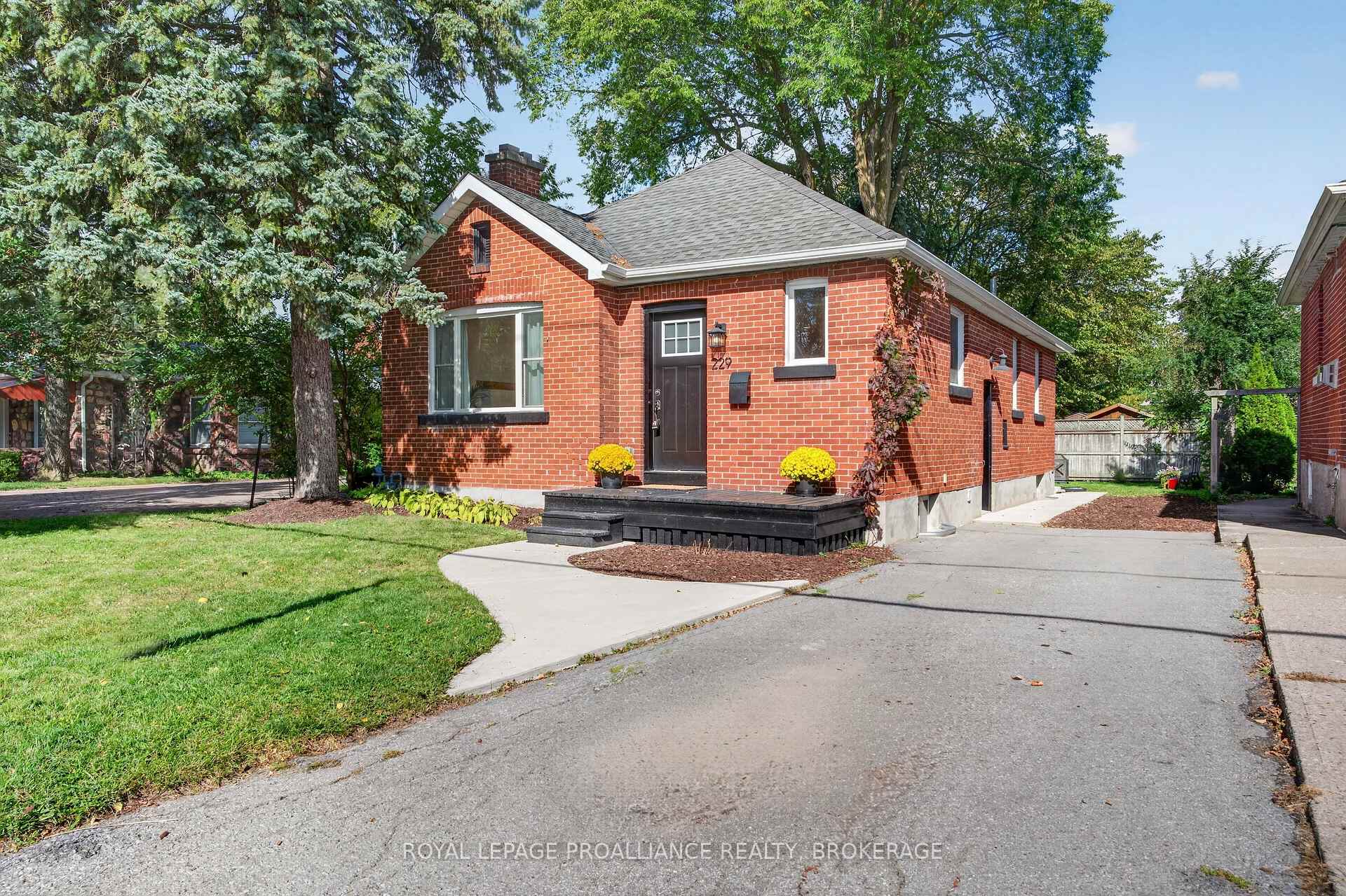 Photo of 229 Park Street