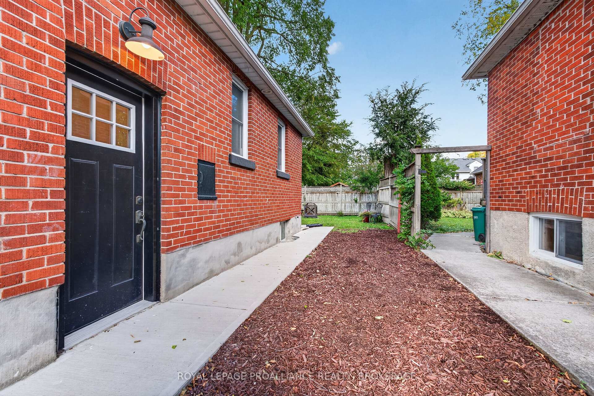 Photo 36 of 229 Park Street, Kingston, Central City East — HOMEH