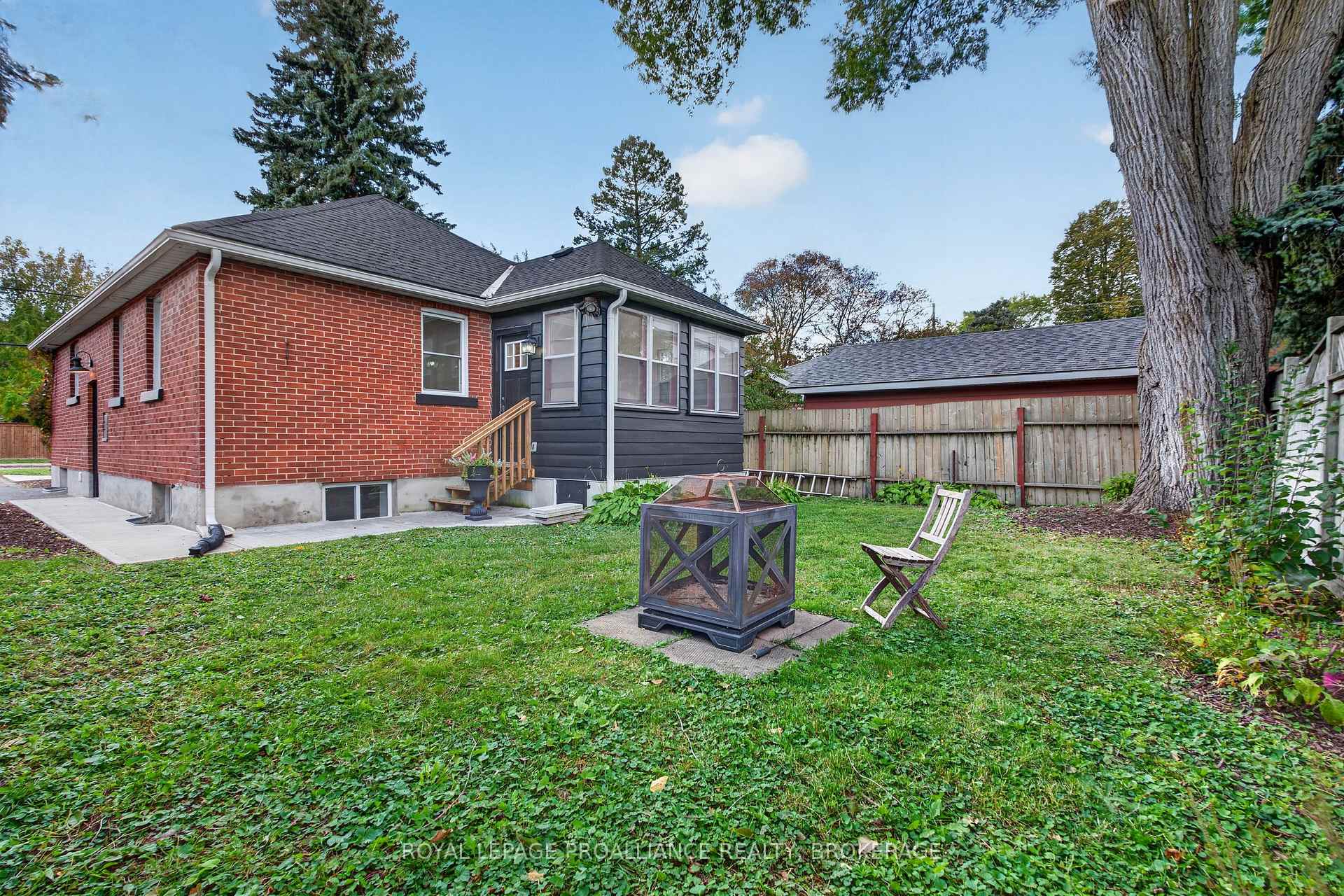 Photo 39 of 229 Park Street, Kingston, Central City East — HOMEH