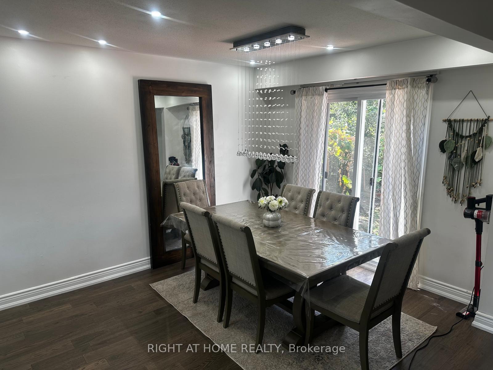 Photo 7 of 71 Sandrift Square, Scarborough, Morningside — HOMEH